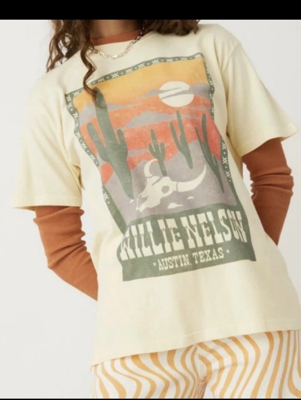 Daydreamer Willie Nelson Cream Graphic T-Shirt Size Small